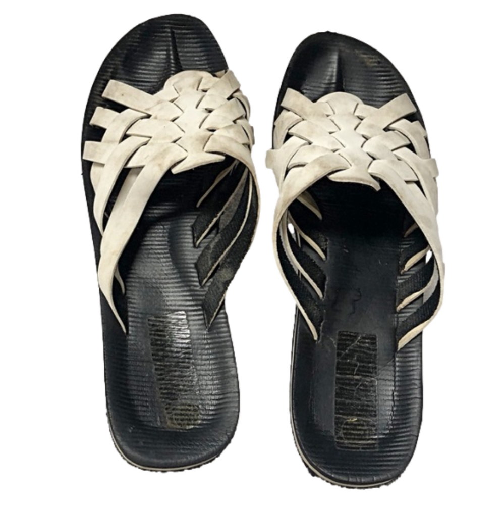 Sandals black & white like flip flops
